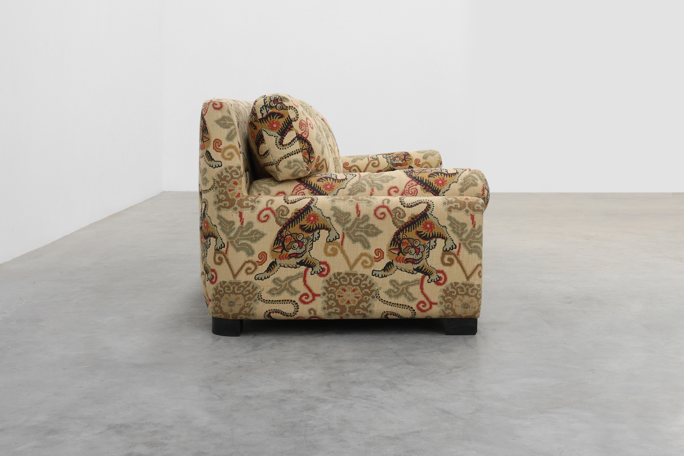 Hollywood Regency 3-seater sofa with Lion‑Motif Upholstery, Italy ca. 1990thumbnail
